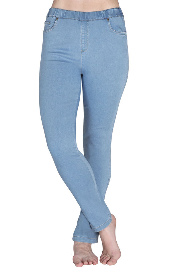 Model wearing PajamaJeans - High-Waist Skinny Clearwater image number 0